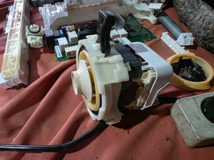 Dezmembrez masina de spalat vase Bosch smv50e70eu - imagine 4