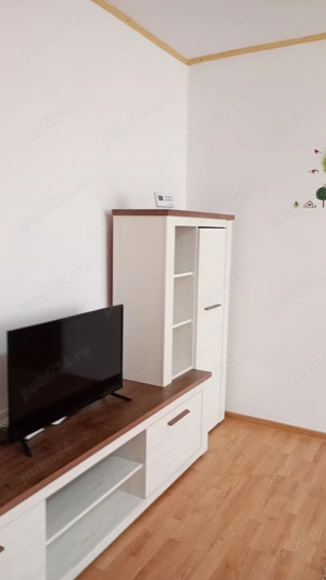 Inchiriez apartament 2 camere ultracentral mobilat,utilat, termen lung sau regim hotelier - imagine 4