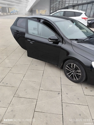 Ofer spre vanzare Volvo V40 D2 - imagine 3