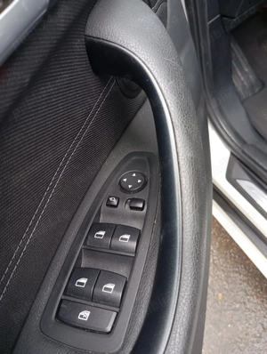 BMW X1 18d Xdrive - imagine 9