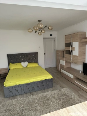 Inchiriez garsoniera regim hotelier