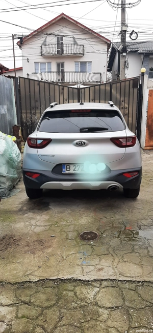 Vând Kia stonic 1.2 mpi stare foarte bună  - imagine 5