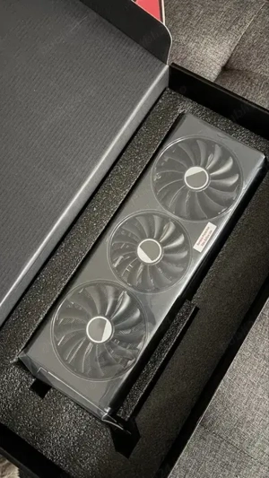 Rx 7800 xt 16 gb AMD