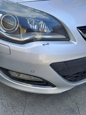 Propietar vand Opel Astra J  2015 stare perfecta de funcționare cu mici imperfecțiuni estetice.  - imagine 8