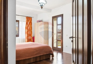 Casă/Vilă de Vânzare cu 5 camere,  Teren 757mp - Iasi - Hlincea - imagine 15