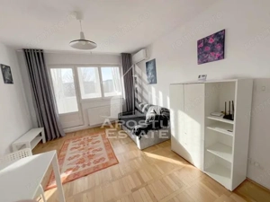 Apartament cu 3 Camere, Renovat recent, centrala proprie, Girocului - imagine 5