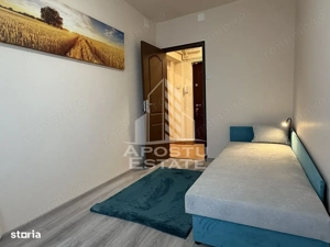 Apartament cu 3 Camere, Renovat recent, Centrala proprie, Lift - imagine 5