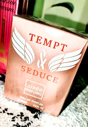 Vand parfumuri 100 ml unic brand 