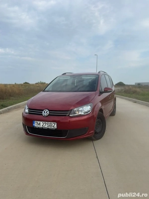 Vând Volkswagen Touran
