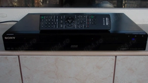 Dvd recorder cu hard SONY Rdr-At100,Hdd 160Gb,USB,HDMI,DV-IN,telecomanda+ cadou