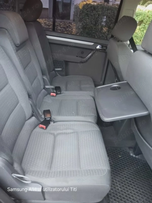 Vând volksvagen Touran 