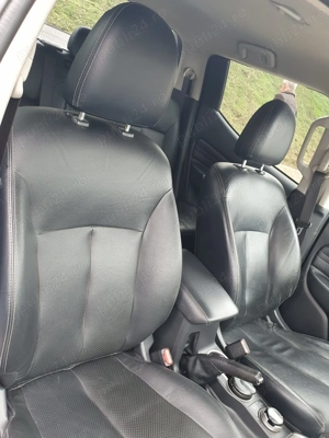 Persoana juridica, vand Mitsubishi L200 varianta FULL-OPTIONS INSTYLE, automata cu padele pe volan. - imagine 3