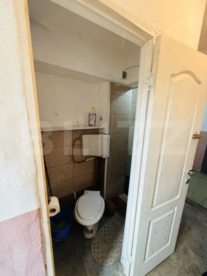 Camara camin cu loc de parcare si baie proprie-zona Florilor - imagine 6