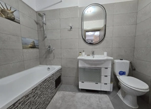 Închiriez ap de 2 camere între 2 stații de metrou  - imagine 8