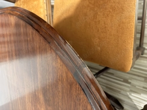 Masa lemn masiv extensibil cu 6 scaune tapitate 