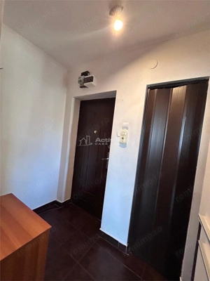 Resita, apt.2 cam,cf.1,semidec. Moroasa - imagine 20