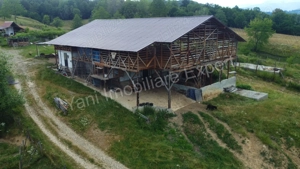  Fermă de animale + teren de vânzare în comuna Bughea de Jos, județ Argeș. - imagine 2