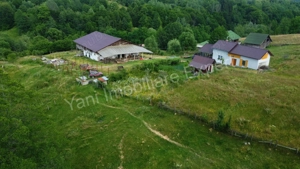  Fermă de animale + teren de vânzare în comuna Bughea de Jos, județ Argeș. - imagine 18