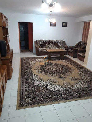 Apartament 2 camere etaj 2 zona Lipovei - imagine 2