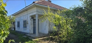 De vanzare Casa Piatra Olt  si teren de 2200 mp