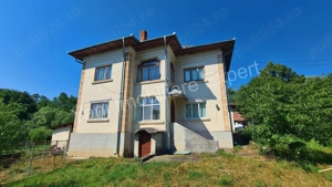 Casă + 6100 mp teren de vânzare în comuna Cepari, sat Urluiești, județ Argeș. - imagine 2