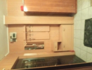 Ofer spre închiriere  