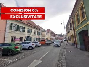 Apartament renovat de vanzare pe strada Ocnei din Sibiu