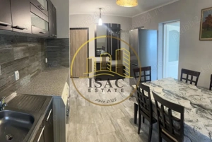 Apartament pe două etaje de închiriat