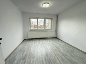 Garsoniera renovata, etaj 1, 17 mp - Soarelui