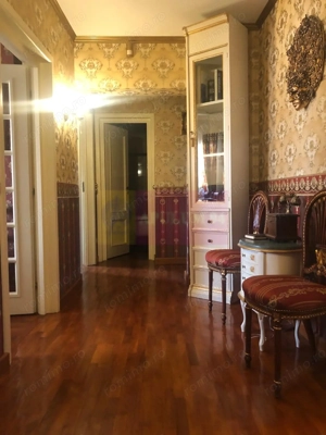 Apartament unic - decorat în stil clasic baroc, zona Camera de Comerț