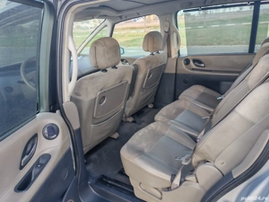 Renault Espace inițiale paris 2.2 dci 7 locuri impecabil 1499  e. - imagine 8