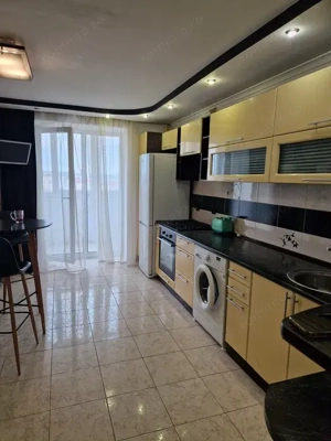 3 Camere zona Lujerului 