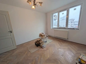 Orizont - MegaImage, Apartament 3 camere, decomandat, etaj 3 din 4 - imagine 9