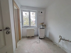 Orizont - MegaImage, Apartament 3 camere, decomandat, etaj 3 din 4 - imagine 12