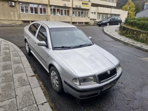 Vând Skoda Octavian, Motor 1.6 benzină, 16 valve, An fabricație 2002 - imagine 3