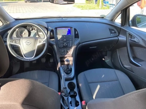 Opel Astra J sport tourer cu webasto din fabrica - imagine 10