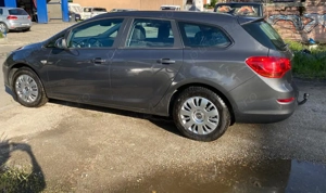 Opel Astra J sport tourer cu webasto din fabrica - imagine 8