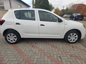 Dacia Sandero 2019 luna 04 Prim Proprietar Persoana fizica. Motor 1000 benz 106000KM! - imagine 5