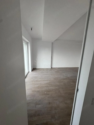2 CAMERE // BUCEGI 12 // CENTRAL // APARTAMENT DE LUX - imagine 5