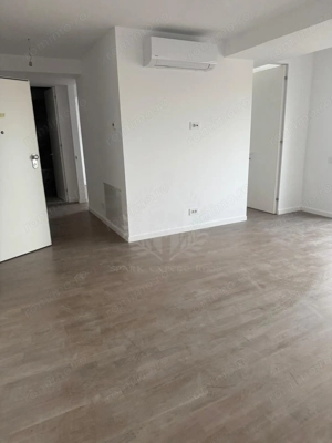 2 CAMERE // BUCEGI 12 // CENTRAL // APARTAMENT DE LUX - imagine 3