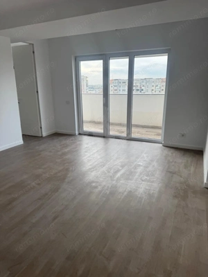 2 CAMERE // BUCEGI 12 // CENTRAL // APARTAMENT DE LUX - imagine 4
