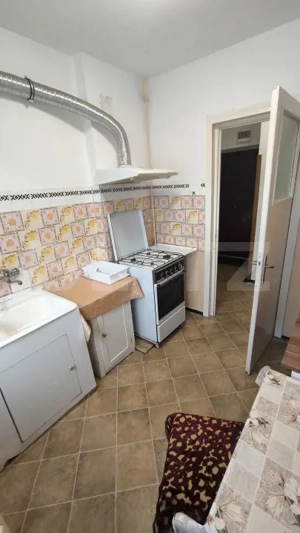 Apartament 2 camere, semidecomandat, parter inalt, 45 mp, zona Ultracentral - imagine 6