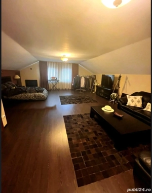 Vând casă din 2009 plus clădiri anexe (590mp) complet mobilată și utilată  - imagine 4