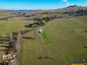 FILM! Teren extravilan 682 mp + rulota, Floroaia, Intorsura Buzaului