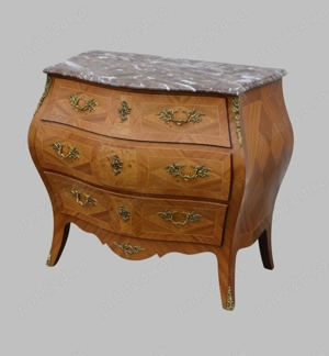 Comoda curbata 251115