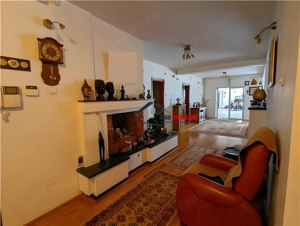 Vila Impresionanta cu peisaj de poveste   Teren 12.000 mp - Candesti, Dambovita - imagine 4