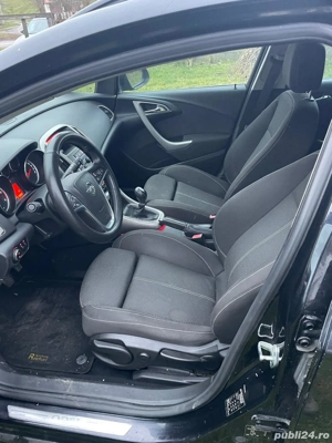 Opel Astra J 2011  1.7 CDTI euro 5 diesel - imagine 4