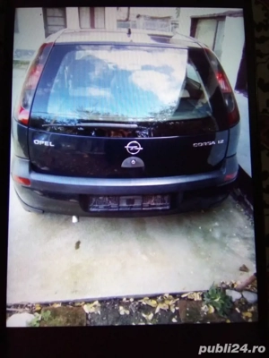 Vînd foarte urgent Opel CORSA C 1.2 benzină euro 4 proprietar  - imagine 2