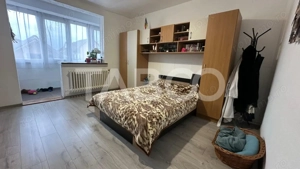 Apartament cu curte si pivnita la casa 4 camere zona Lazaret Sibiu - imagine 11