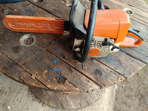 Vând drujba Stihl 023 originala